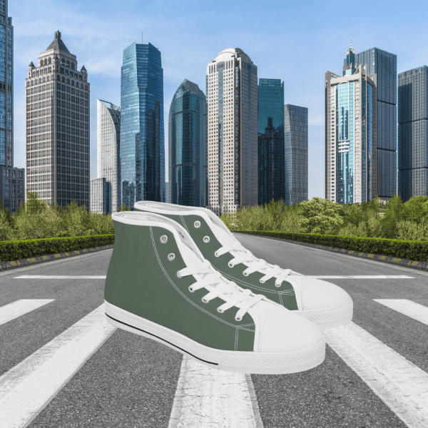 Dark Green High-Top Shoes
